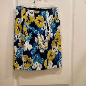 Multi color pencil skirt. Very stretchy!!
